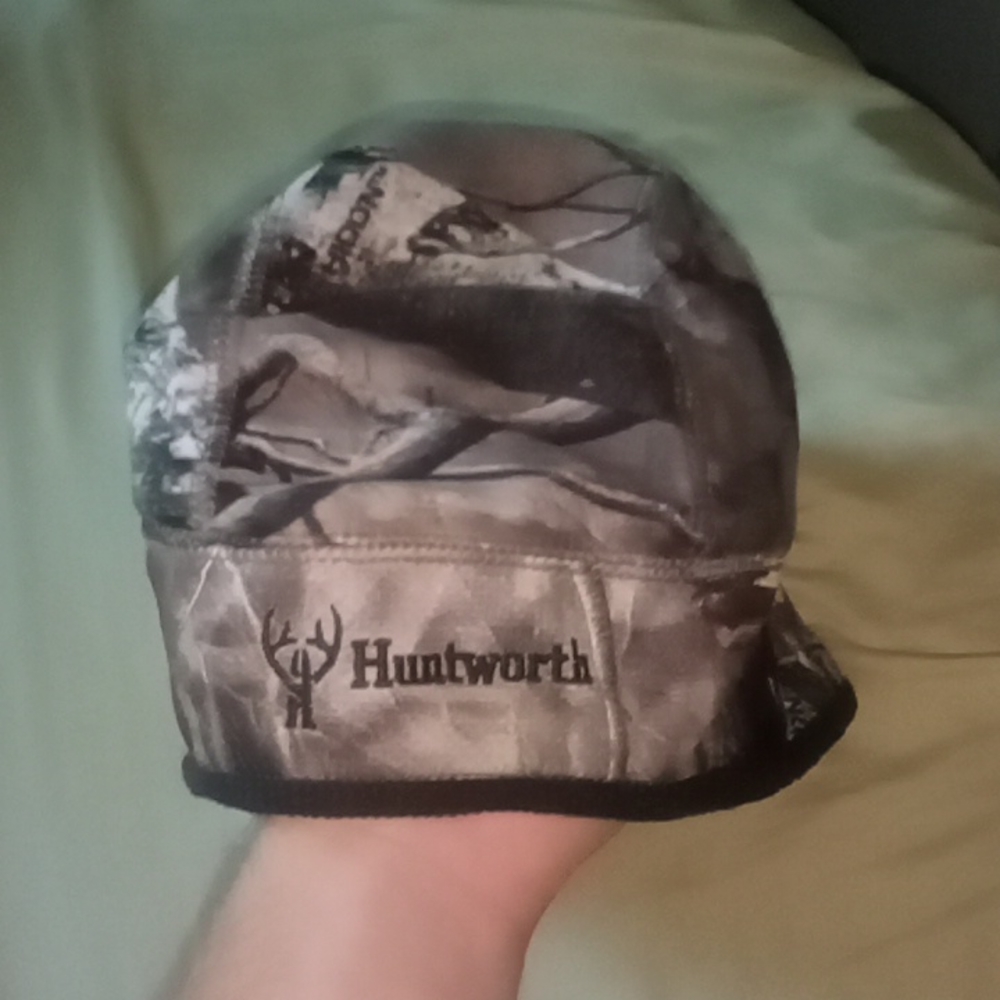 Hunt worth camo